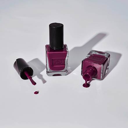 Lakier do paznokci Gel Affair Nail Lacquer 023 Plum-Believable CATRICE
