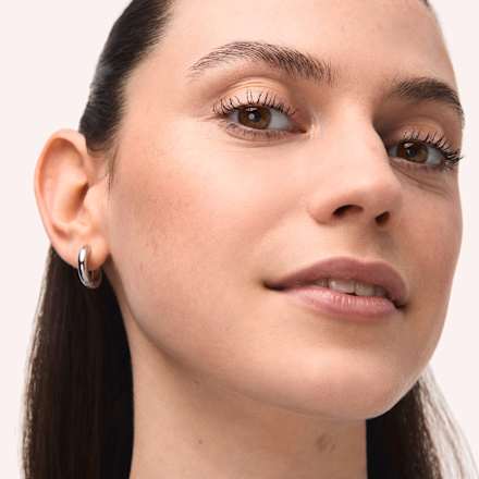 Maskara do rzęs Tubing Stay In Place Volume Mascara 010 Panda-Proof Black CATRICE