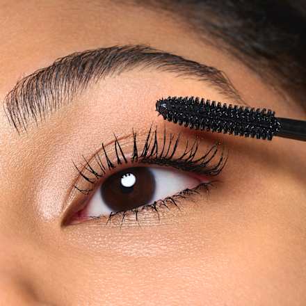 Tusz do rzęs Tubing Stay In Place Volume Mascara 010 Panda-Proof Black CATRICE