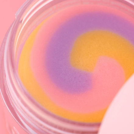 Peeling na pery Lip Swirl Sugar Scrub essence