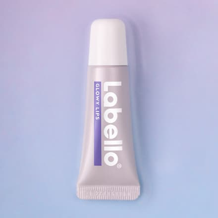Balzam na pery Glowy Lips s extraktom z magnólie Labello