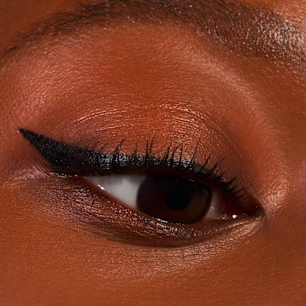 Eyeliner w stamplu Quick Wing! 01 Black essence
