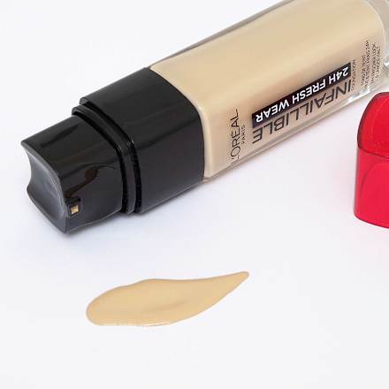 Infaillible 32 h Fresh Wear tečni puder –130 - SPF 25 L'ORÉAL PARiS