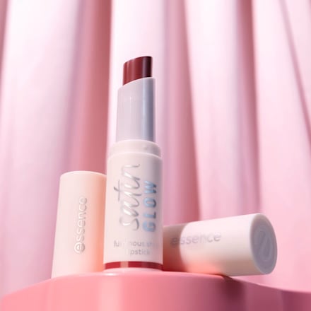 rtěnka lesklá satin GLOW 03 Rose And Shine essence