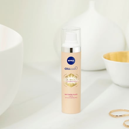 Gesichtsfluid getönt Luminous Anti Pigmentflecken LSF 20 NIVEA