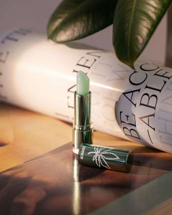Lippenbalsam Hemp & Mint 010 High On Life CATRICE