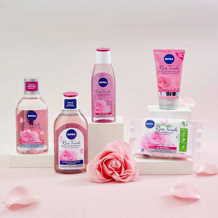 Dvojfázový odličovač očí a make-upu Rose Touch NIVEA