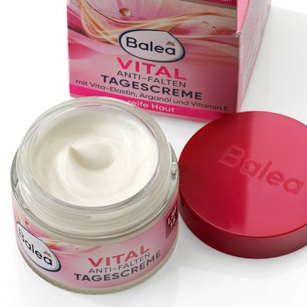 Cremă de zi anti rid cu SPF15 Balea