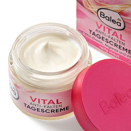 Дневен крем против бръчки Vital SPF 15 Balea