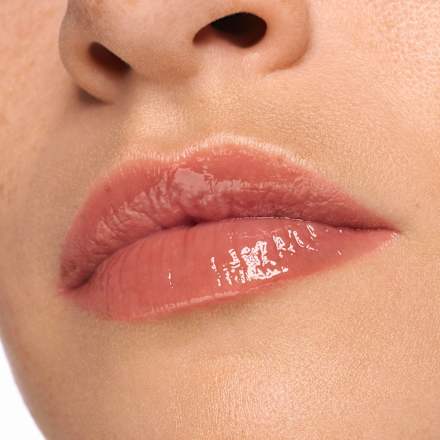 lesk na rty extreme shine volume 17 Mocha Mingle essence