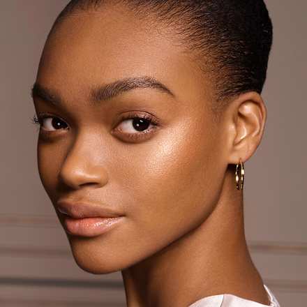 ROZŚWIETLACZ FACEFINITY 003  MAX FACTOR