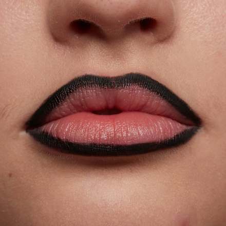 Lipliner Line Loud 18 Evil Genius  NYX PROFESSIONAL MAKEUP