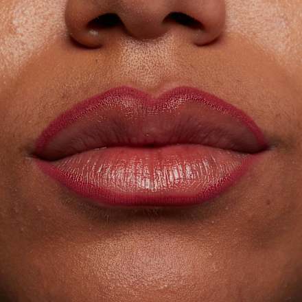 Lipliner Line Loud 15 Goal Getter  NYX PROFESSIONAL MAKEUP