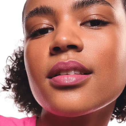 Pomadka do ust Satin Glow 04 Let´s Get Mauvin  essence