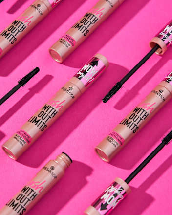 Mascara Lash Without Limits 01 Ultra Black essence