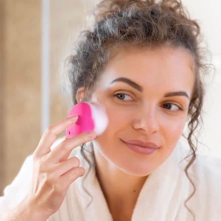 Luna 4 play – Cherry Up FOREO