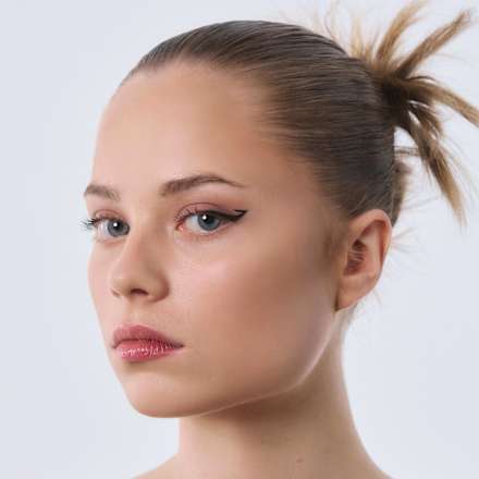 Bronzer Your Face, But Sun-Kissed! BANANA BEAUTY