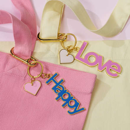 Schlüsselanhänger "Love", gold/rosa/creme (14,8x3x0,5 cm) DESIGN LETTERS