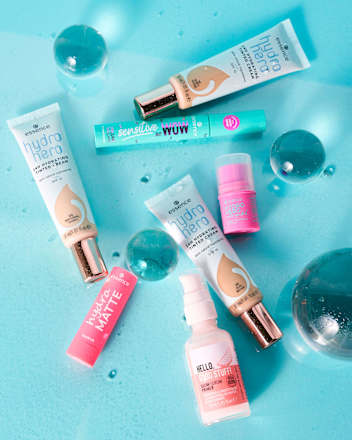 Foundation Hydro Hero 24h Hydrating Tindet 05 Natural Ivory essence