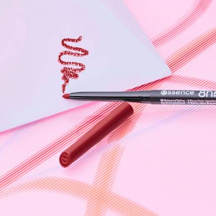 Konturówka do ust 8h Matte Comfort Lipliner 17 Must Have Brown essence