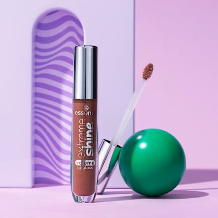 Błyszczyk do ust Extreme Shine Volume Lipgloss 14 Biscuit Bliss essence