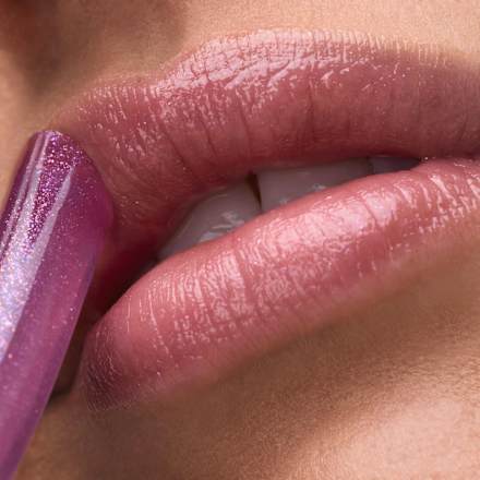 rtěnka Jelly Spark 010 Shimmer Flex CATRICE