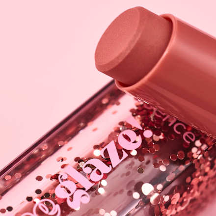 Lippenstift Get The Glaze! 01 Brown Sugar Glaze  essence