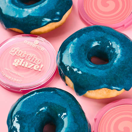 Blush Get The Glaze! Swirl Creamy 01 What A Yummy Twist! essence