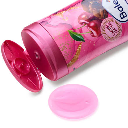 Kremowy żel pod prysznic Elegant Cherry Balea