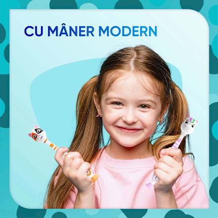 Periuţă de dinţi Pronamel Kids Soft cu peri moi pentru copii cu vârsta între 3-6 ani SENSODYNE