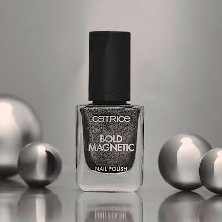 Nagellack Bold Magnetic 040 Caught In Your Orbit CATRICE