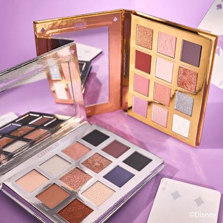 Disney Alice In Wonderland paleta sjena za oči - C02 In A World Of My Own CATRICE