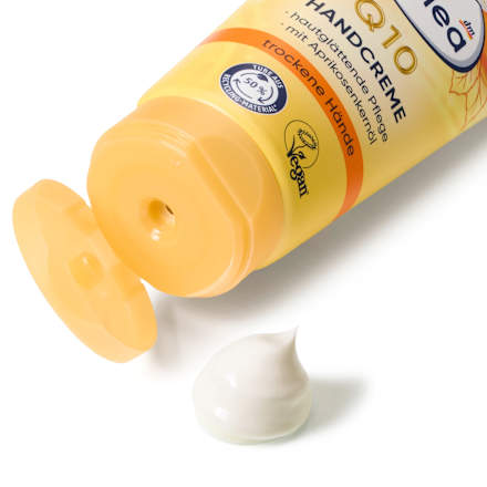 Krem do rąk Q10 SPF15 olejek morelowy Balea