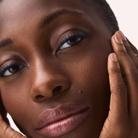 Kajal Jewel Glide Effect 030 Midnight Sapphire CATRICE