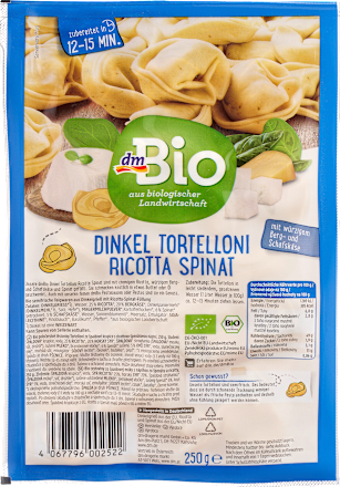 Tortelloni aus Dinkel mit Ricotta & Spinat gefüllt dmBio
