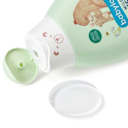 Detský sprchovací gél a šampón babylove