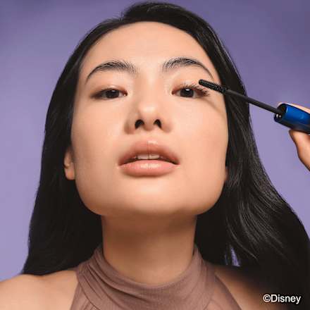 Mascara Disney Alice in Wonderland Glam & Doll Volume Waterproof C01 Looking For Wonderland CATRICE