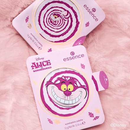 Disney Alice in Wonderland paletka očních stínů 01 All Smiles Here essence