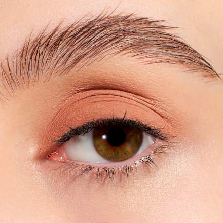 Cień do powiek matowy matte liquid eyeshadow 01 Bare Bliss essence