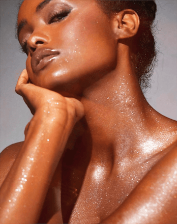 Bodyspray Highlighting Go Go Glow Frosted Opal SHEGLAM