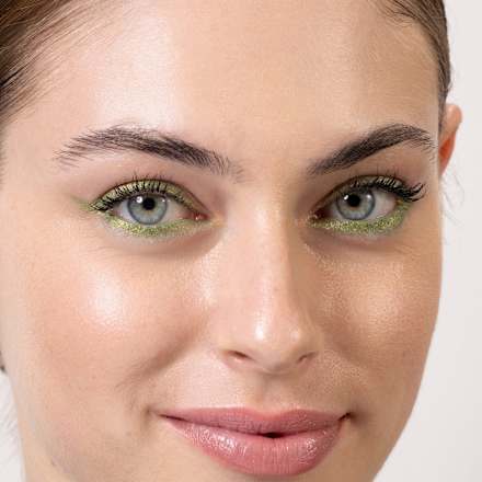 Kajal Contour & Glide Waterproof 086 trend !t up