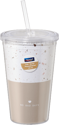 Foto Trinkbecher mit Strohhalm sortiert Paradies