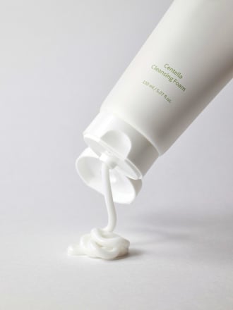 Centella Cleansing Foam mixsoon