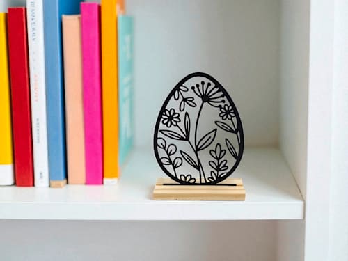 Metallaufsteller Ei, Blumen, schwarz-natur (15 cm) Dekorieren & Einrichten