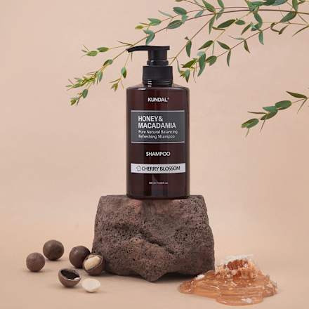 Honey & Macadamia šampon na vlasy Cherry Blossom KUNDAL