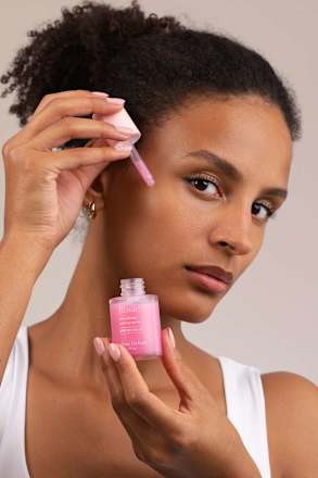 Bőrpír elleni nyugtató szérum Rosie Pem Delian