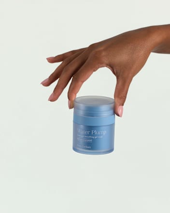 Bőrselymesítő éjszakai gélmaszk Water Plump  Pem Delian