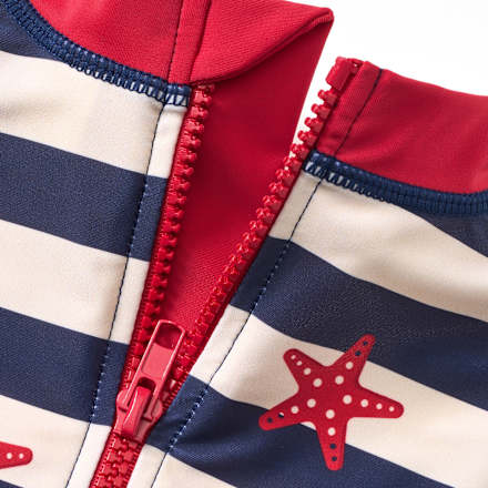 Badeoverall mit Streifen- und Seestern-Muster, blau & rot, Gr. 122/128 PUSBLU