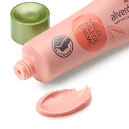 Crema unghie con olio di nocciolo d'albicocca alverde