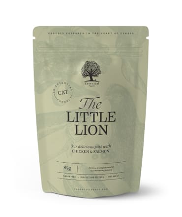 Паучове за котки Little lion с пилешки филенца със сьомга Essential Foods